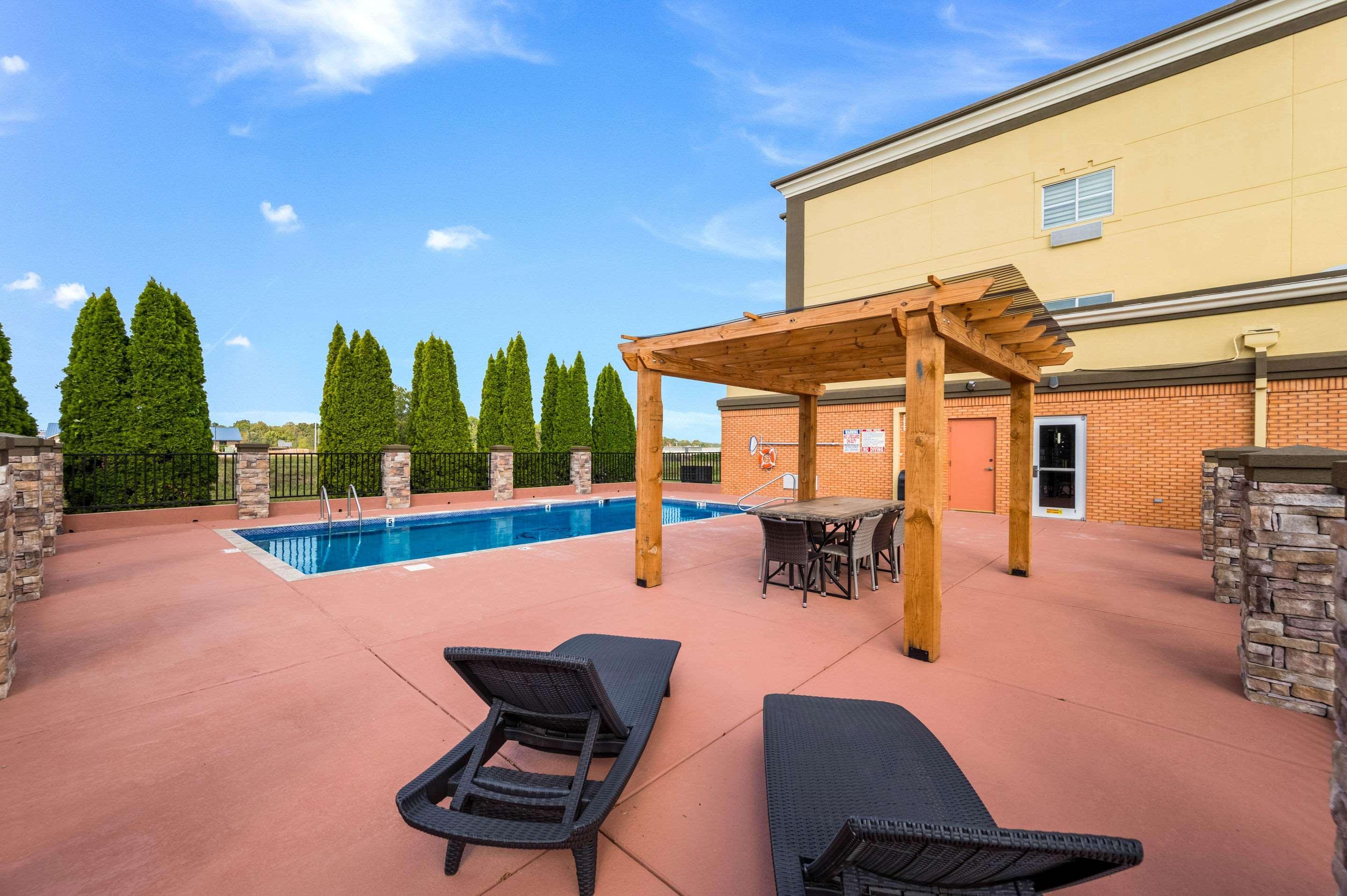Clarion Pointe Madison-Huntsville Buitenkant foto